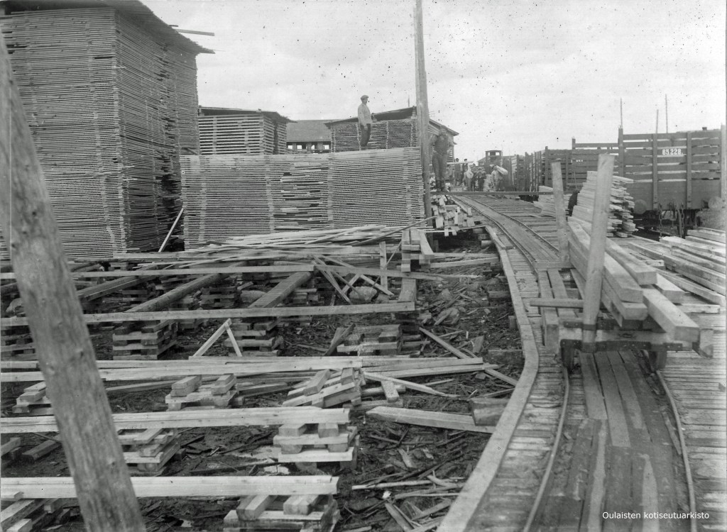 Oulaisten lautatarha